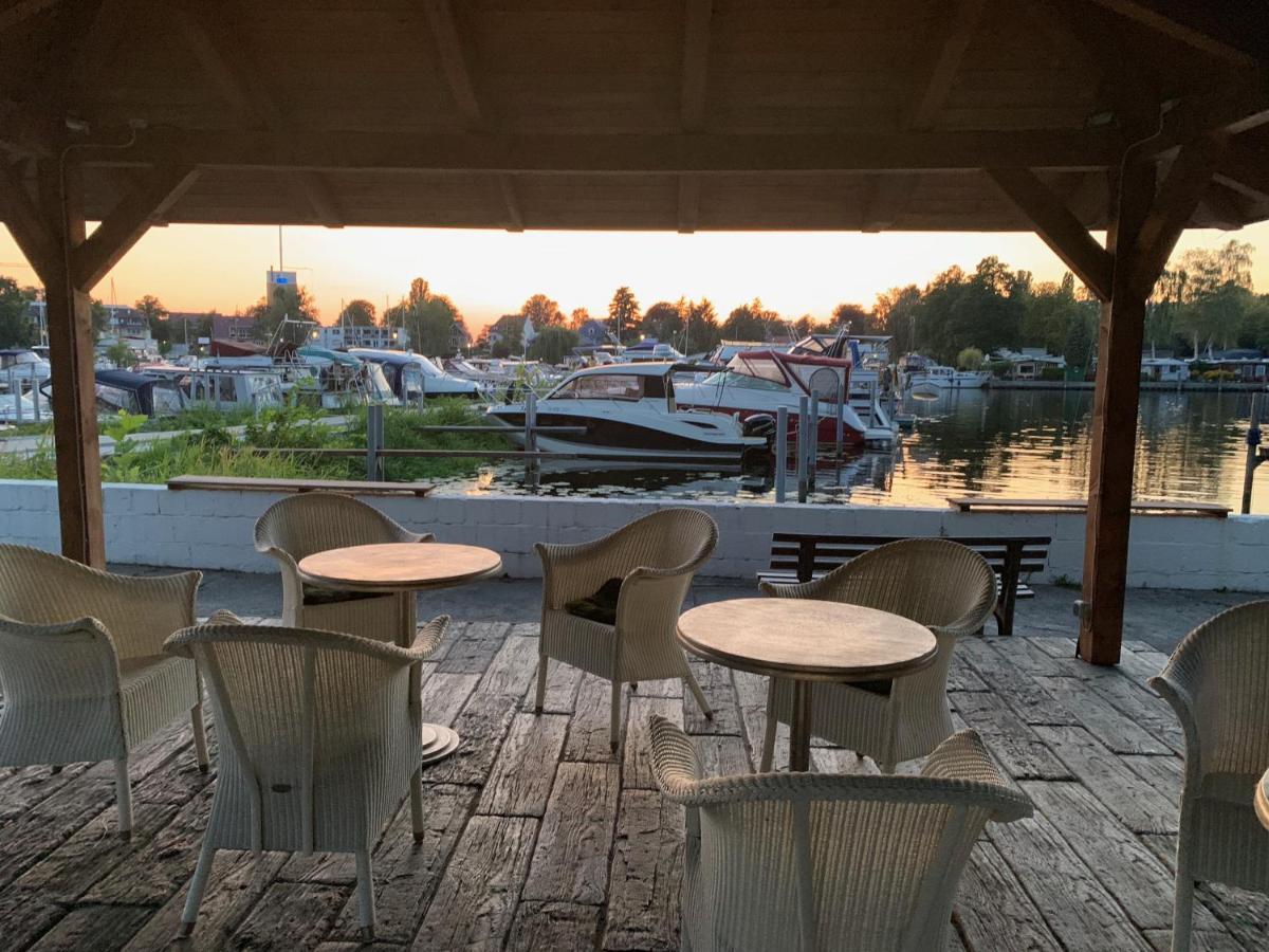 Tiny House Oder Ferienwohnung Auf Der Sunset Marina برلين المظهر الخارجي الصورة